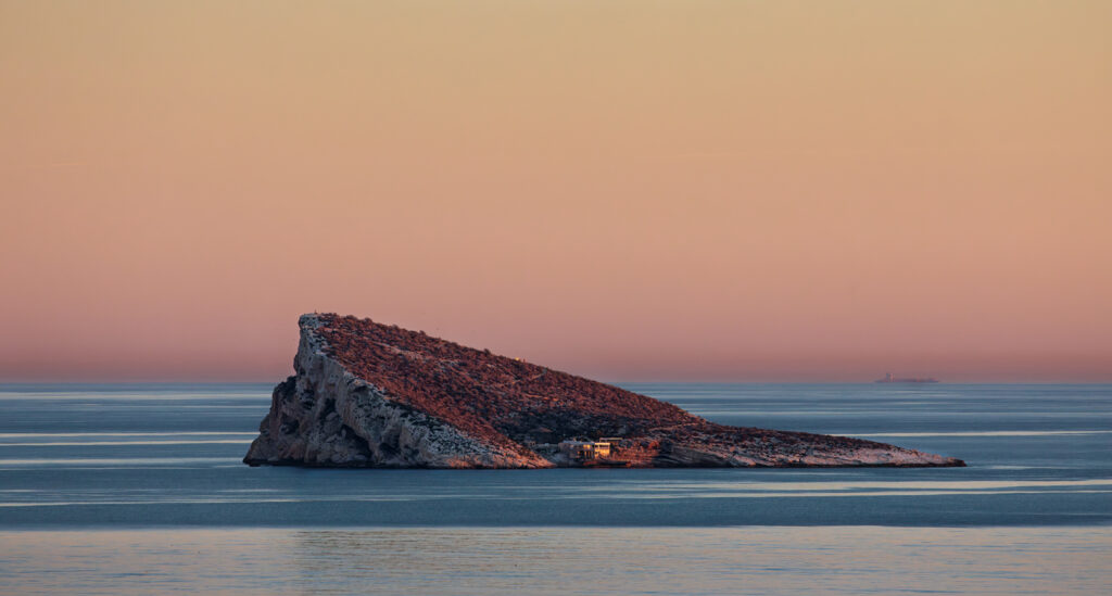 Isla de Benidorm como rincón zen.